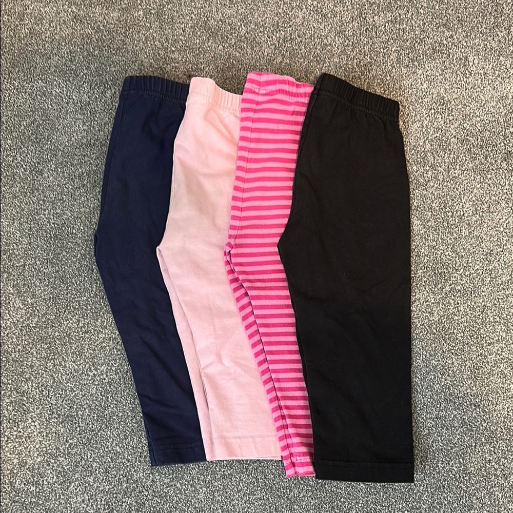 Hanna FOUR PAIRS Capri leggings size 110